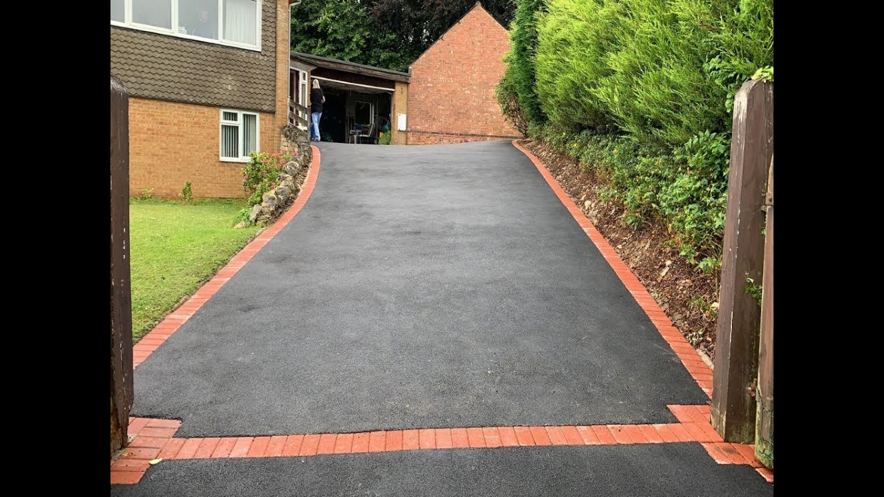 Tarmac driveway with block paving edging