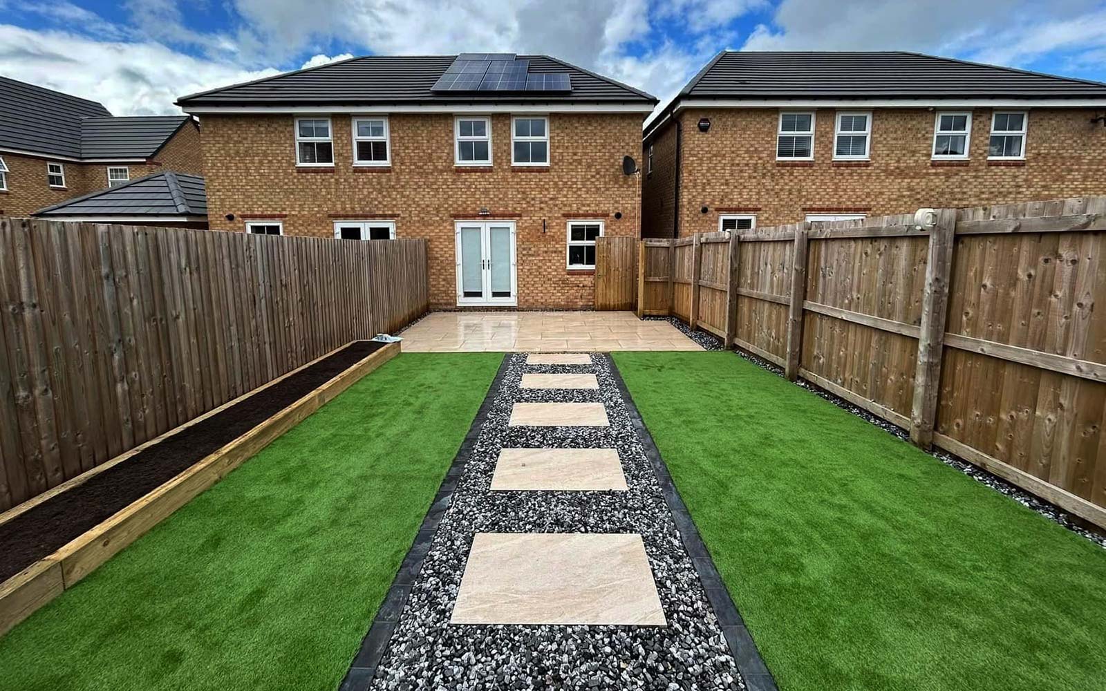 Fencing & Turfing